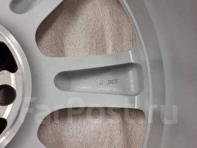 Lexus. 7.5x19", 5x114.3, ET35, �� 60,1���. ����