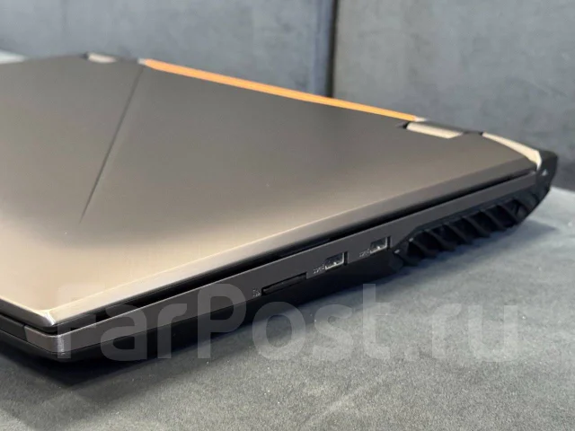 Asus ROG. 17", ��� 32 ��, ���� 1 500���, WiFi: 1, Bluetooth: 1 ����