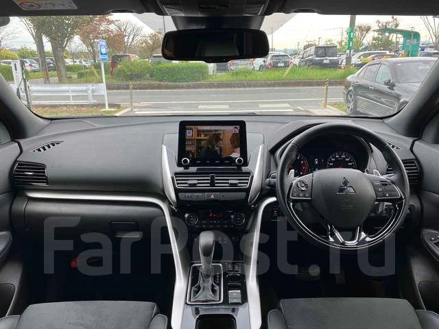 Mitsubishi Eclipse Cross. ��������, ��������, 1.5 (150��.�.), ������, 27 000����. ��, �/�. ��� ����� �� ������������ ����