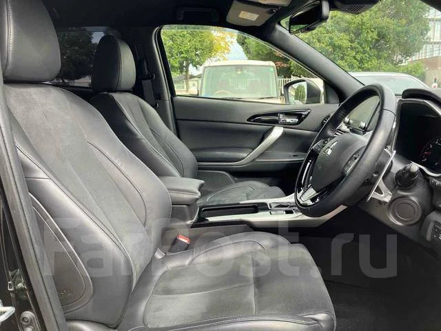 Mitsubishi Eclipse Cross. ��������, ��������, 1.5 (150��.�.), ������, 27 000����. ��, �/�. ��� ����� �� ������������ ����