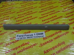 �������� Ford Focus 1999 1338042 ����