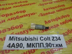 ������ ������ ��������� Mitsubishi Colt 2002-2012 8614A108 ����