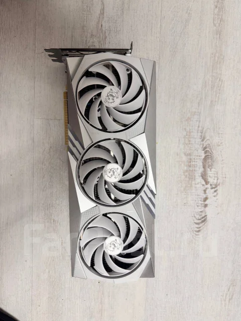 GeForce RTX 4070 Ti ����