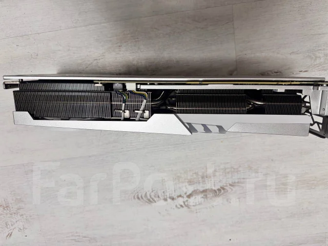 GeForce RTX 4070 Ti ����