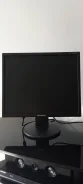 Samsung. 19", ���������� �� (LCD, LED, QLED) ����