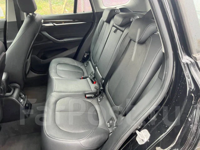 BMW X1 ����