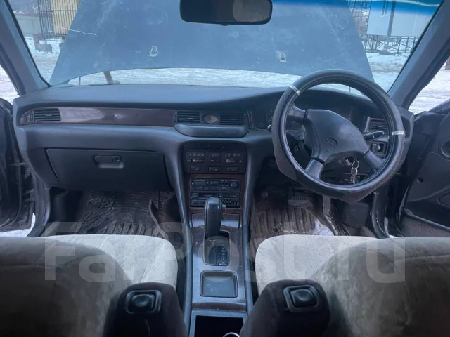 Mitsubishi Diamante. �������, ��������, 2.5 (175��.�.), ������, 240����. �� ����