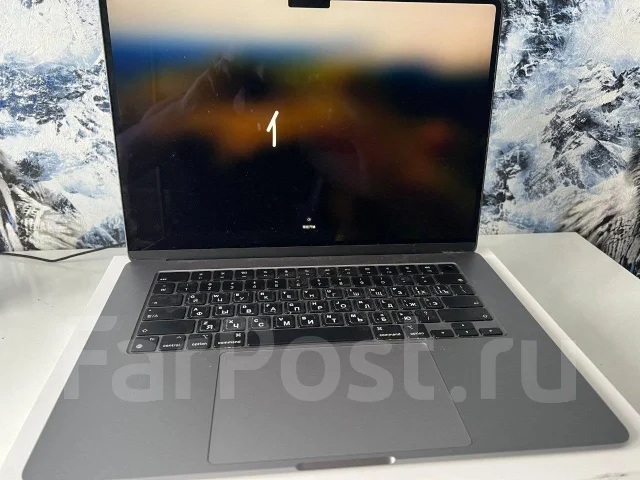 Apple MacBook Air 15. 15", ��� 8 ��, ���� 512���, WiFi: 1, Bluetooth: 1, ����������� �� 18��. ����