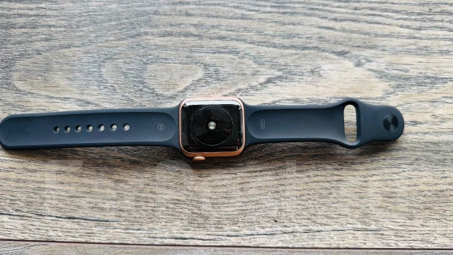 Apple Watch SE ����