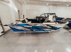 Triera. 2025 ���, ����� 4,6��., ��������� ��� ��������� ����