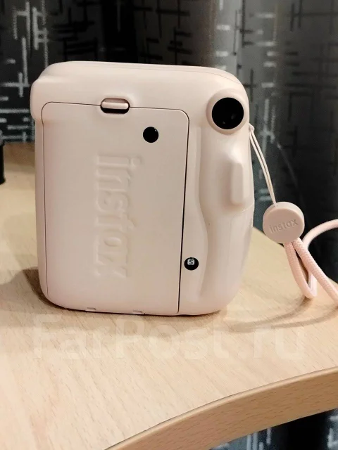 Fujifilm Instax Mini 11 ����