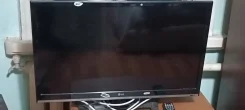 LG 32LS560T. LED ����