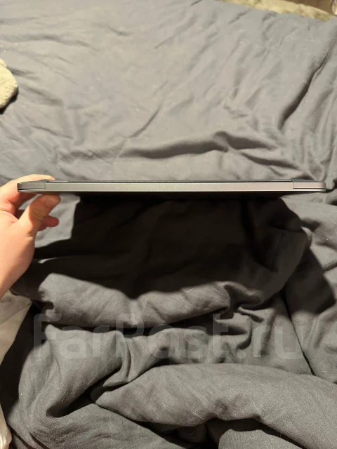 Apple MacBook Pro 13 2020 Late. 13.4", 144����, ��� 8 ��, ���� 256���, WiFi: 1, Bluetooth: 1, ����������� �� 14��. ����