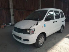 Toyota Town Ace Noah. KR520003275 ����