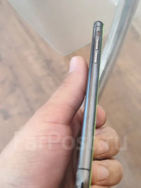 Apple iPhone X. �/�, 64 ��, ������, 4G LTE ����