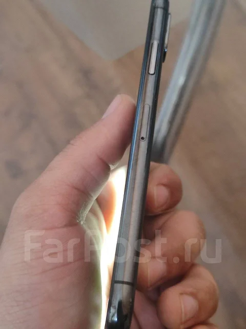 Apple iPhone X. �/�, 64 ��, ������, 4G LTE ����