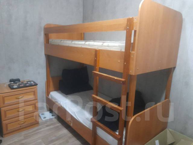 Двухярусная кровать с матрасами, спальня, б/у, в наличии. Цена: 5 000 ...