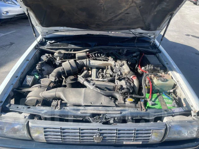 Toyota Crown. �������, ������, 2.0 (150��.�.), ������, 102 000����. ��, ��� ��� ����
