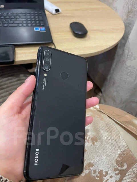 Honor 20. �/�, 128 �� ����