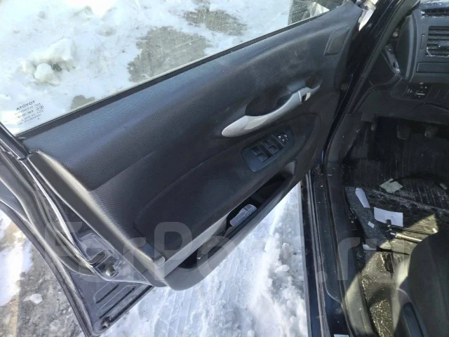 Toyota Auris ����