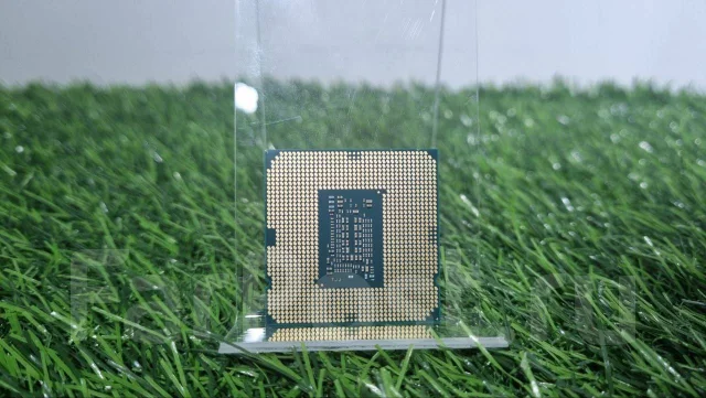 Intel Core i3-10100F ����