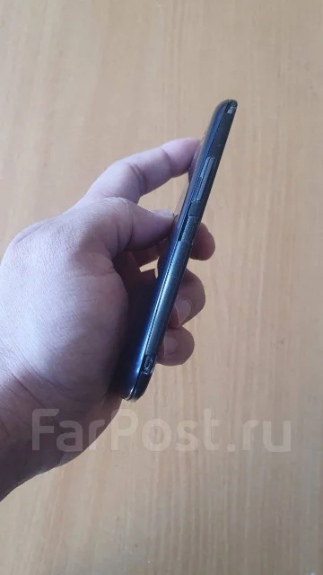 Samsung Galaxy S3. �/�, 16 ��, �������, ������, 3G, 4G LTE, NFC ����
