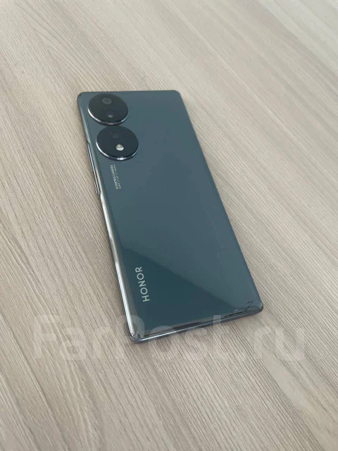 Honor 70. �/�, 128 ��, ������, 3G, 4G LTE, 5G, Dual-SIM, NFC ����