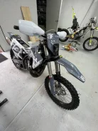 Husqvarna TE 300i. 300����. ��., ��������, ���������, ������ �� �� ����
