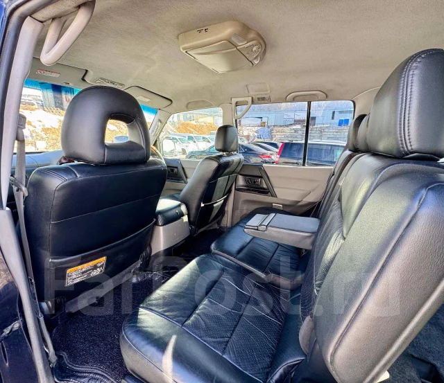 Mitsubishi Pajero. �������, 4wd, 3.0 (180��.�.), ������, 201 000����. �� ����