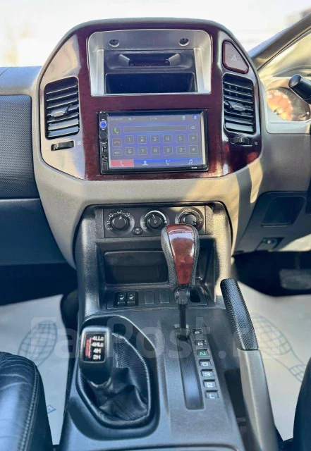Mitsubishi Pajero. �������, 4wd, 3.0 (180��.�.), ������, 201 000����. �� ����