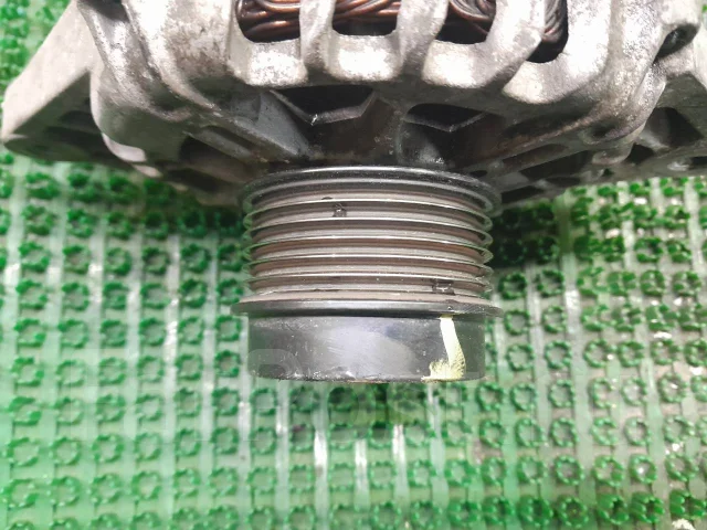��������� Hyundai/KIA G4FA, G4FG 373002B710 ����