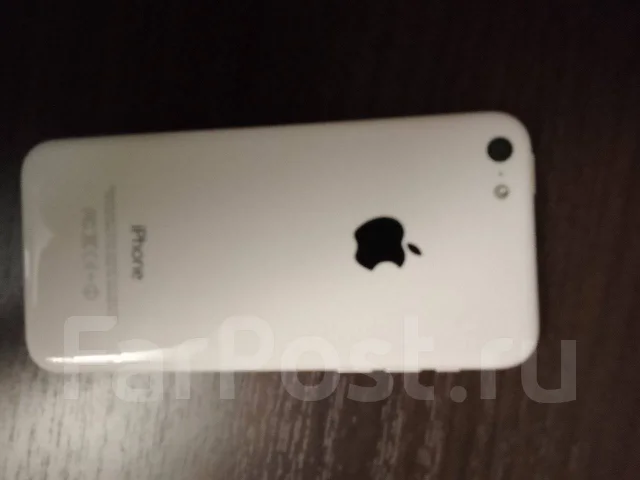 Apple iPhone 5c. �/�, 8 ��, ����� ����