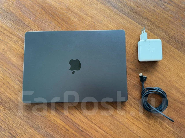 Apple MacBook Pro. 14.2", 4,1����, ���� 512���, ����������� �� 12��. ����