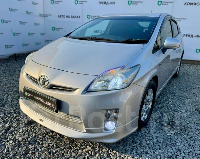 Toyota Prius. ��������, ��������, 1.8 (99��.�.), ������, 181 000����. �� ����