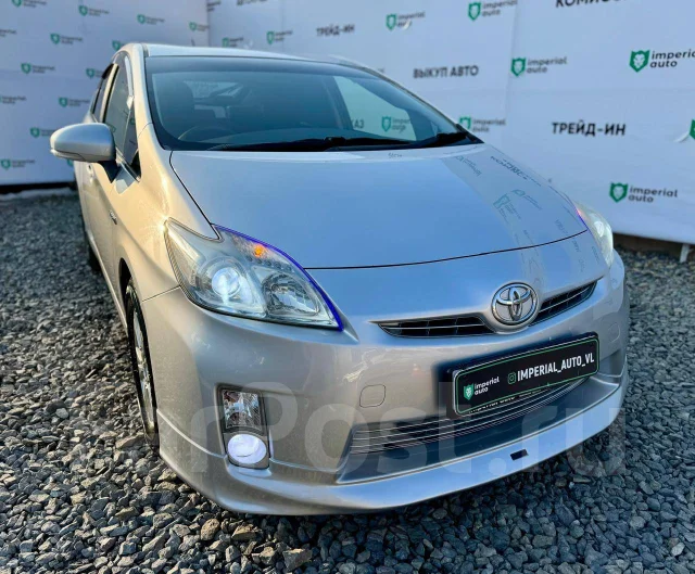 Toyota Prius. ��������, ��������, 1.8 (99��.�.), ������, 181 000����. �� ����