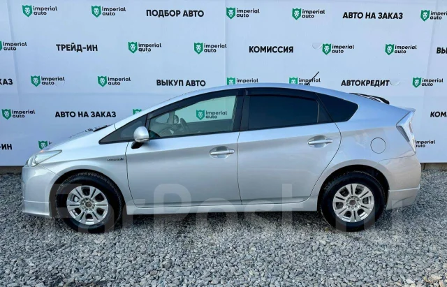 Toyota Prius. ��������, ��������, 1.8 (99��.�.), ������, 181 000����. �� ����