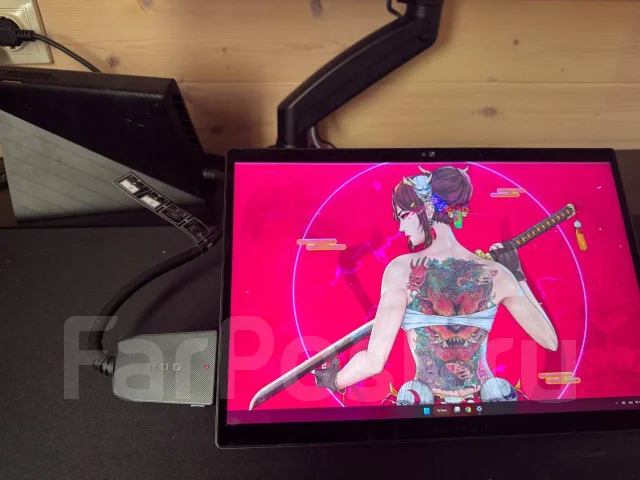 Asus ROG Flow Z13. 13.4", 2,6����, ��� 16 ��, ���� 1 000���, WiFi: 1, Bluetooth: 1, ����������� �� 6��. ����