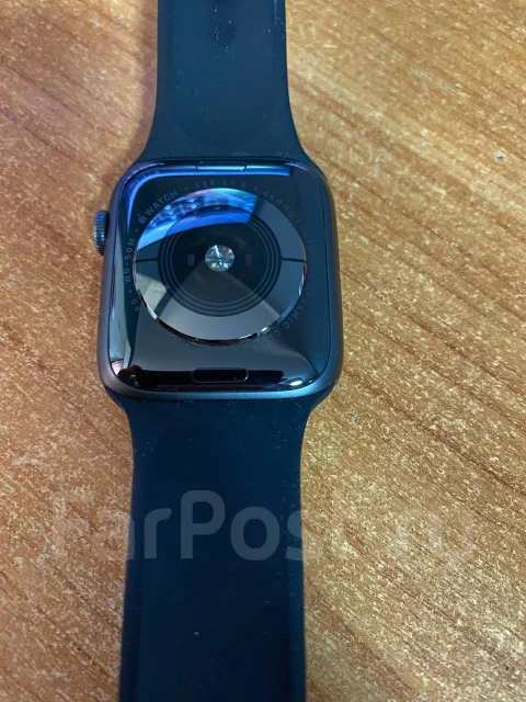 Apple Watch Series 5. GPS, NFC ����