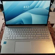 Asus VivoBook. 15.6", 3,7����, ��� 8 ��, ���� 256���, WiFi: 1, Bluetooth: 1, ����������� �� 5��. ����