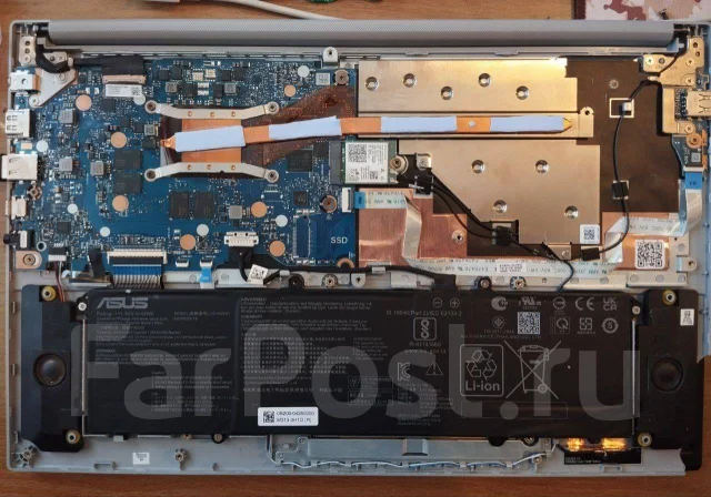 Asus VivoBook. 15.6", 3,7����, ��� 8 ��, ���� 256���, WiFi: 1, Bluetooth: 1, ����������� �� 5��. ����