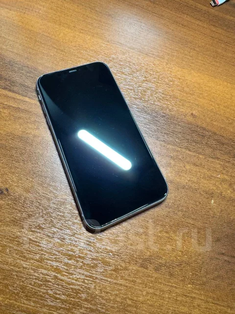 Apple iPhone 11. �/�, 64 ��, ����������, 4G LTE, NFC ����