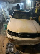 Lexus LS400 ����