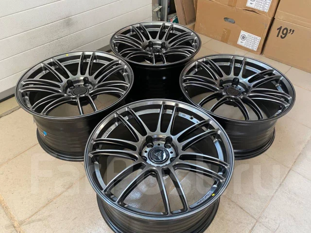 Wheelegend. 8.5/9.5x18", 5x114.3, ET38/35, �� 73,1���. ����