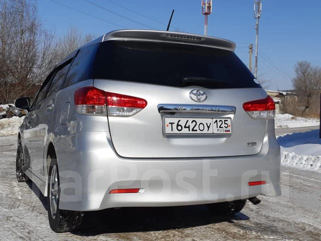 Toyota Wish. ��������, ��������, 1.8 (142��.�.), ������, 150 000����. �� ����