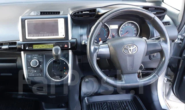 Toyota Wish. ��������, ��������, 1.8 (142��.�.), ������, 150 000����. �� ����