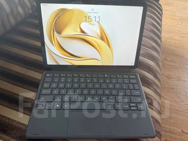 ZTE. 11 ������, ������ 128 �� ����