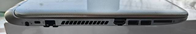 HP Pavilion 15. ��� 4 ��, ���� 320���, WiFi: 1, Bluetooth: 1 ����