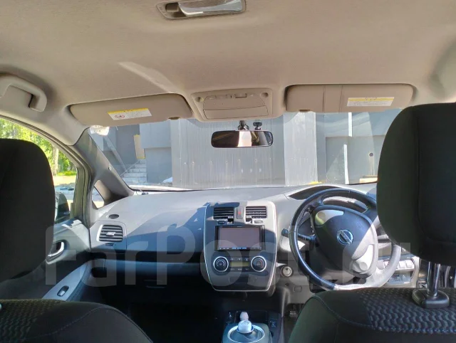 Nissan Leaf. �������, ��������, �������������, 76 400����. �� ����