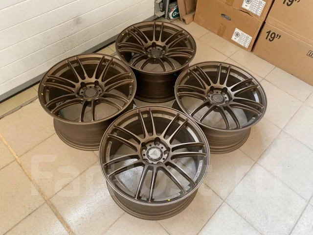 Wheelegend. 8.5/9.5x18", 5x114.3, ET38/35, �� 73,1���. ����