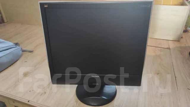 ViewSonic. 20", ���������� �� (LCD, LED, QLED) ����